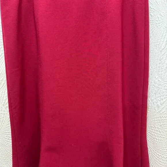 NWT White House Black Market Flounce Hem Pencil Skirt Empress Red Size 12 - Picture 4 of 5